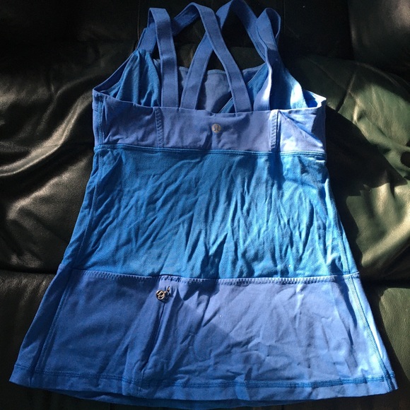 Lulu lemon blue cross cross strap tank top. - Picture 3 of 5